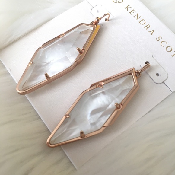 Kendra Scott Rose Gold Bexley Drop Earrings in Ivory Pearl - Picture 3 of 7